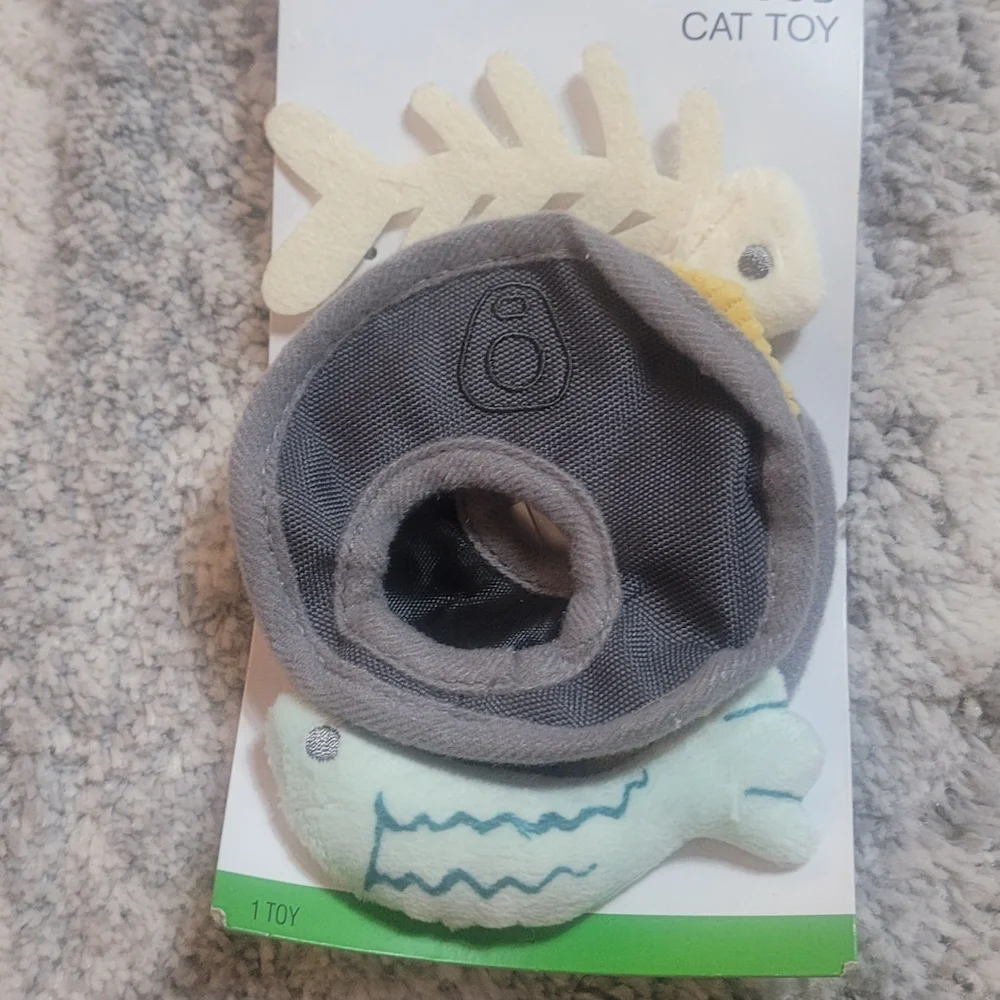 2 pcs cat bundle, bowl and toy